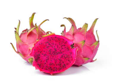 Beyaz arkaplanda Ejder Meyvesi izole