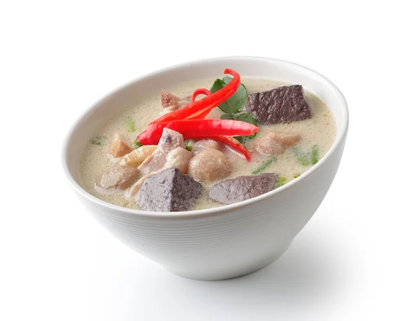 Thaifood kruidige kip curry in kokosmelk — Stockfoto