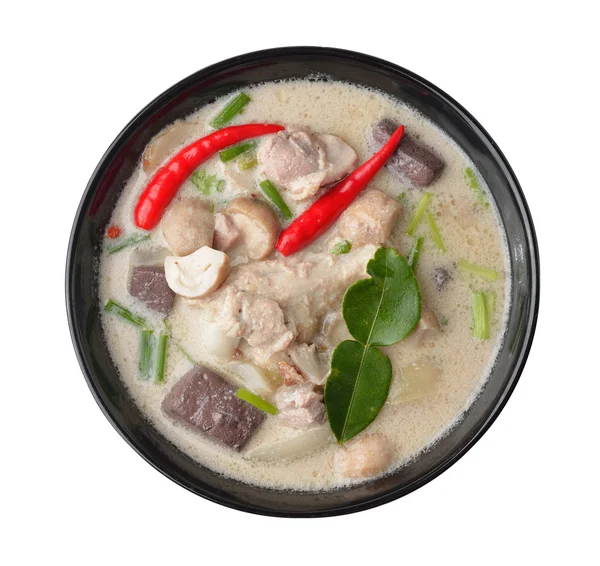 Thaifood kruidige kip curry in kokosmelk — Stockfoto