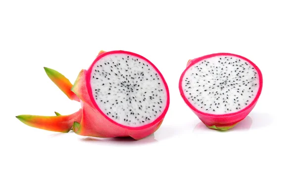 Dragon Fruit geïsoleerd op witte achtergrond — Stockfoto