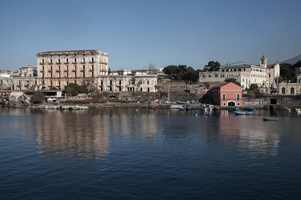 Pescador al puerto de Granatello Portici — Foto de Stock