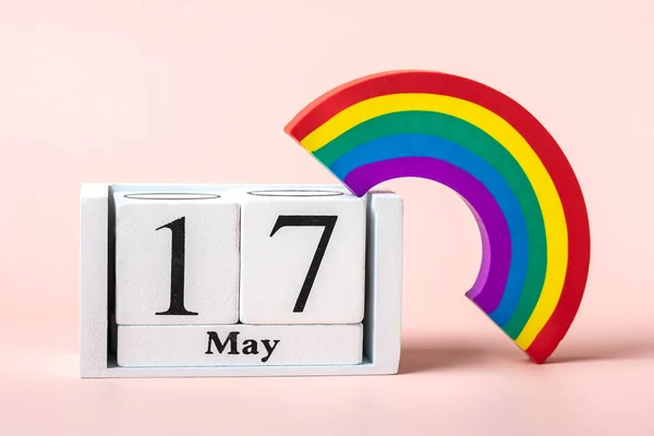 Rainbow Lgbt Symbol Calendar Isolated Pink Background Mayo Día Internacional — Foto de Stock