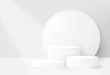 Stand-show ürünleriyle soyut beyaz gerçekçi podyum sahnesi.