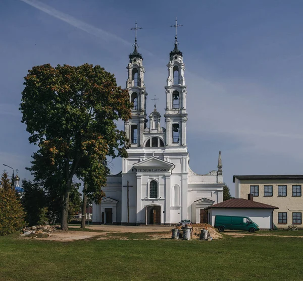 オシマニの聖ミカエル教会 ベラルーシ — ストック写真