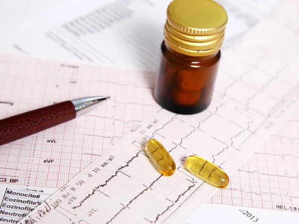 Prescrizione omega 3 pillole per la salute del cuore — Foto Stock