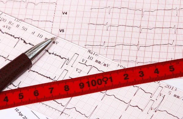 Kilo kontrolünde kalp hastalığı önlemek için — Stok fotoğraf