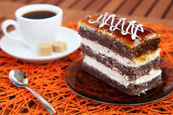 Chocolate cake and coffee — Stock Photo, Image