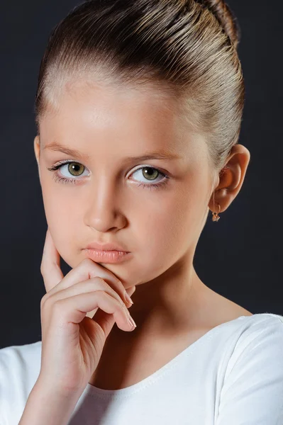 Retrato de una niña —  Fotos de Stock