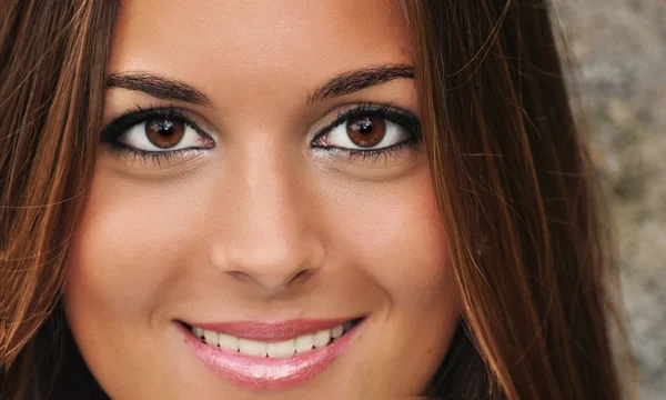 Close-up van vrouw gezicht — Stockfoto