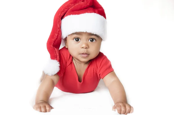 Afro-americano bebê vestindo chapéu de Natal — Fotografia de Stock