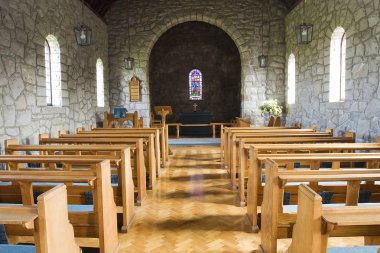 Pazar günü kilise