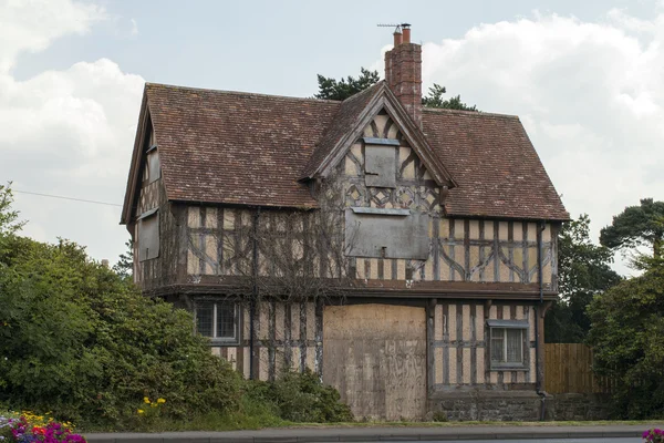 Old tudor house — Stock Photo, Image