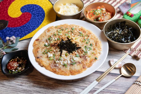 Kimchi Pfannkuchen Mit Meeresfrüchten Und Käse Cheese Seafood Koreanischer Pfannkuchen — Stockfoto