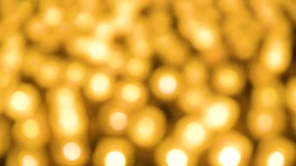 Wazig Floating Lamp Bokeh Achtergrond Glinsterende Gouden Lichtvlekken Ondiepe Scherptediepte — Stockvideo