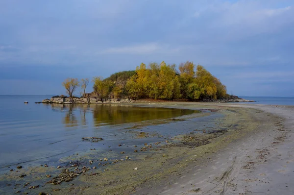 Laubbäume See Herbst Landschaften Reisen Osteuropa — Stockfoto