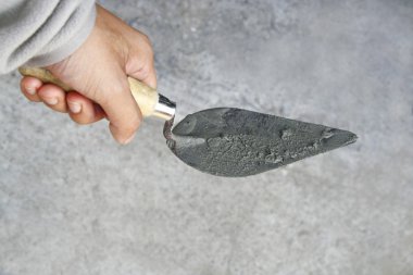 elini tutmak inşaat mala