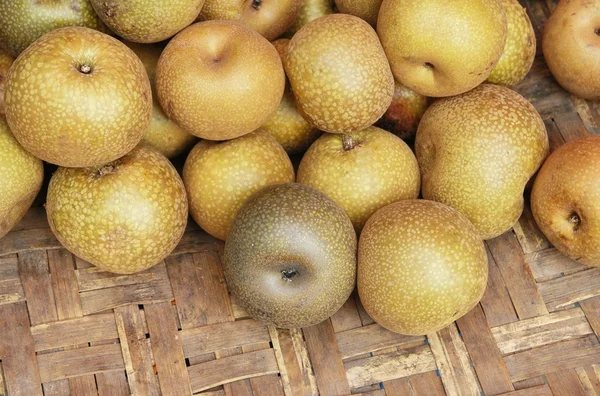 Chinese pear on basket — Stock Photo, Image