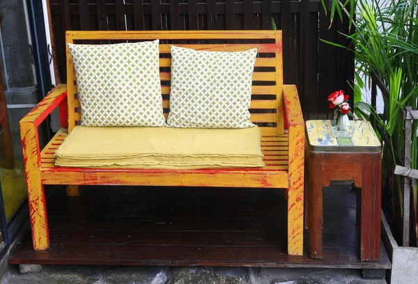 Wood chair — Stock Photo, Image