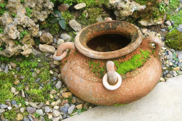 Old earthenware in garden — Stock Photo, Image