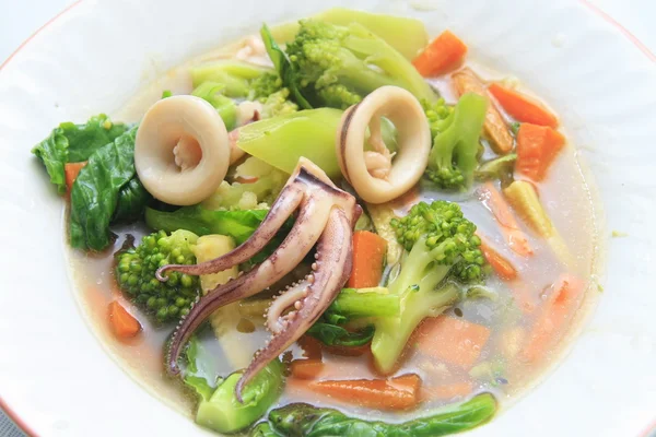 Vegetable stir and squid — Stock Photo, Image