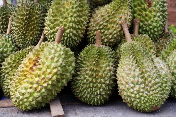 Durians, король фрукти в Таїланді — стокове фото