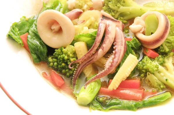 Vegetable stir and squid — Stock Photo, Image