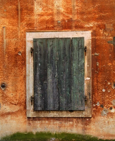 Altes Fenster — Stockfoto