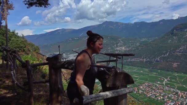 Female Hiker Looking Binocular Indicators Peaks Mountain Top — Stockvideo