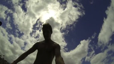 POV cliff dalış yavaş hareket