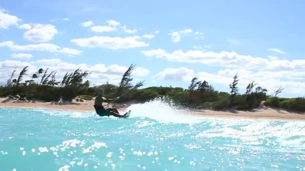 Kite Boarding Trick In Ocean — Stock Video