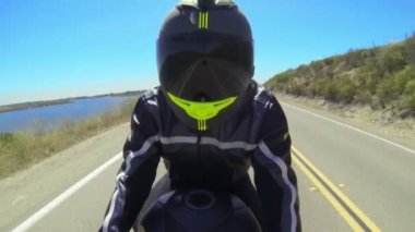 POV adam sürme motosiklet