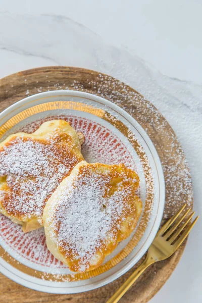 Racuchy Traditional Polish Sweet Yeast Pancakes Apples Sprinkled Powdered Sugar — Stock Photo, Image