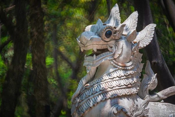 Mythologische Wezens Standbeeld Bij Wat Palad Wat Pha Lat Tempel — Stockfoto
