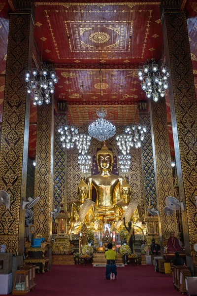 Lamphun Thailand March 2022 Beautiful Golden Buddha Chapel Wat Phra — Stok fotoğraf