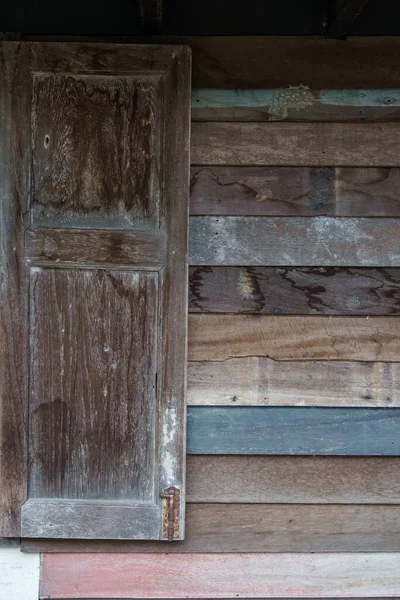 Staré Ošlehaný Dřevěné Plochy Stěny Dlouhými Deskami Seřazené Obilím Texturou — Stock fotografie