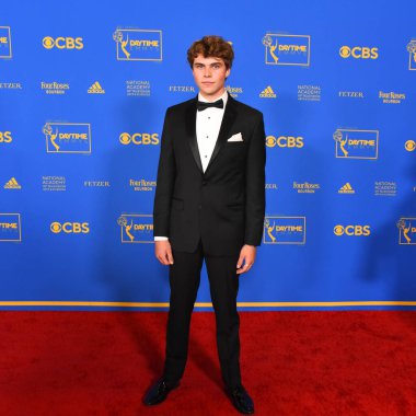 24 Haziran 2022. William Lipton 2022 Daytime Emmy Ödülleri 'ne katılıyor. Fotoğraf: Michael Mattes / Michael Mattes.