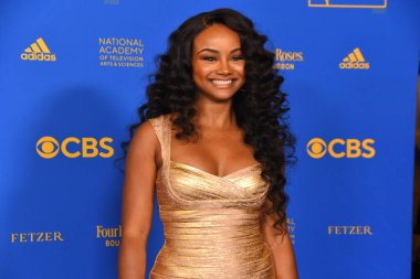 24 Haziran 2022. Kuzgun Bowens 2022 Gündüz Emmy Ödülleri 'ne katılıyor. Fotoğraf: Michael Mattes / Michael Mattes.