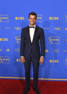 24 Haziran 2022. Cameron Mathison 2022 Gündüz Emmy Ödülleri 'ne katılıyor. Fotoğraf: Michael Mattes / Michael Mattes.