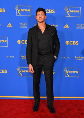 24 Haziran 2022. Robert Scott Wilson 2022 Daytime Emmy Ödülleri 'ne katılıyor. Fotoğraf: Michael Mattes / Michael Mattes.