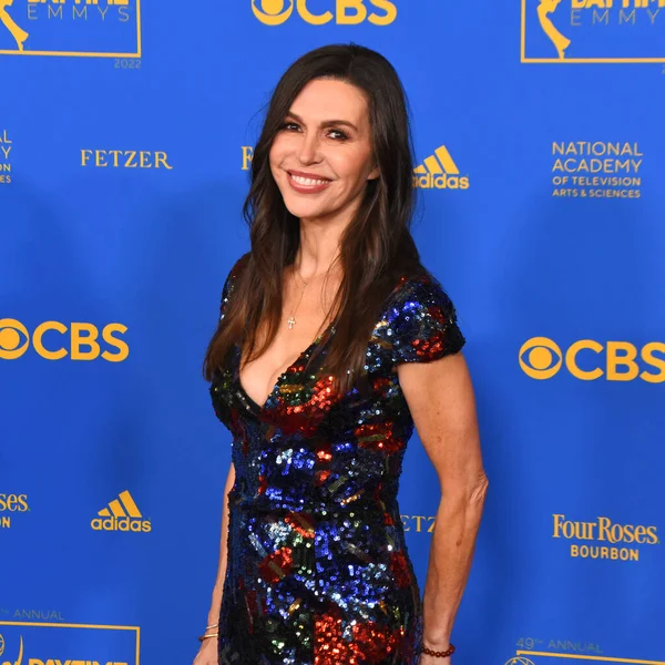 24 Haziran 2022. Finola Hughes, 2022 Daytime Emmy Ödülleri 'ne katılır. Fotoğraf: Michael Mattes / Michael Mattes.