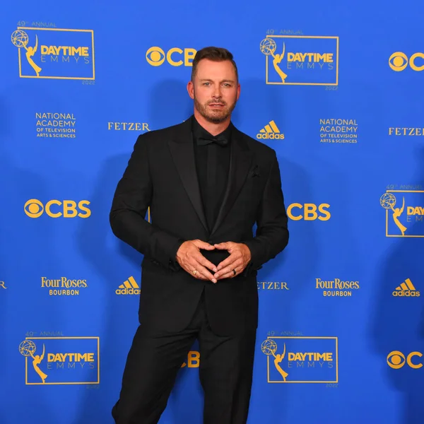 24 Haziran 2022. Eric Martsolf 2022 Daytime Emmy Ödülleri 'ne katılıyor. Fotoğraf: Michael Mattes / Michael Mattes.