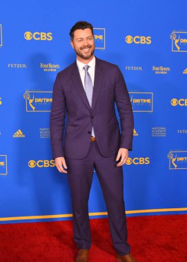 24 Haziran 2022. Daniel Feuerriegel 2022 Gündüz Emmy Ödülleri 'ne katılıyor. Fotoğraf: Michael Mattes / Michael Mattes.