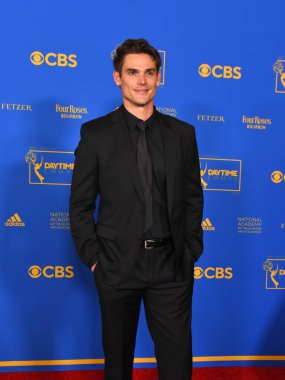 24 Haziran 2022. Mark Grossman 2022 Daytime Emmy Ödülleri 'ne katılıyor. Fotoğraf: Michael Mattes / Michael Mattes.