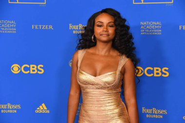 24 Haziran 2022. Kuzgun Bowens 2022 Gündüz Emmy Ödülleri 'ne katılıyor. Fotoğraf: Michael Mattes / Michael Mattes.