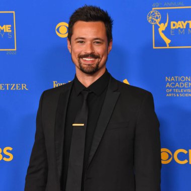 24 Haziran 2022. Matthew Atkinson 2022 Gündüz Emmy Ödülleri 'ne katılıyor. Fotoğraf: Michael Mattes / Michael Mattes.