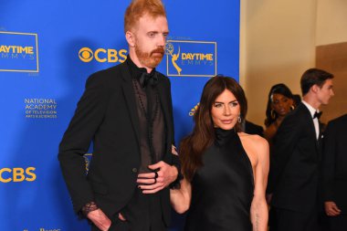 24 Haziran 2022. Krista Allen ve Matt Hanvey 2022 Daytime Emmy Ödülleri 'ne katılıyorlar. Fotoğraf: Michael Mattes / Michael Mattes.