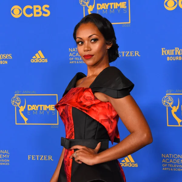 24 Haziran 2022. Mishael Morgan 2022 Gündüz Emmy Ödülleri 'ne katılıyor. Fotoğraf: Michael Mattes / Michael Mattes.