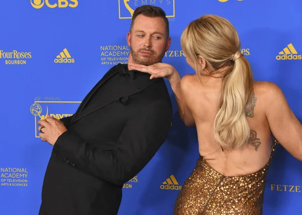 24 Haziran 2022. Eric Martsolf ve Stacy Haiduk, 2022 Gündüz Emmy Ödülleri 'ne katılmaktadır. Fotoğraf: Michael Mattes / Michael Mattes.