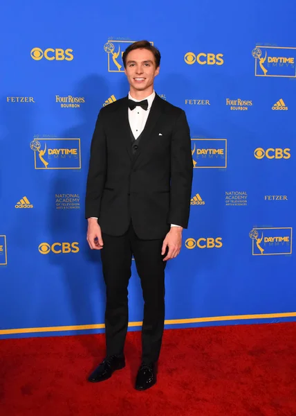 24 Haziran 2022. Nicholas Chavez 2022 Gündüz Emmy Ödülleri 'ne katılıyor. Fotoğraf: Michael Mattes / Michael Mattes.