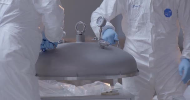 Kryształ Krzemowy Wlew Wykorzystywany Produkcji Ogniw Panelowych Poddawane Obróbce Fabryka — Wideo stockowe
